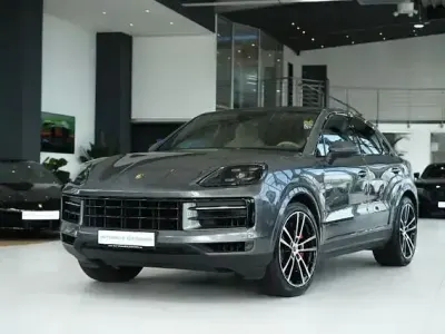 Usata Porsche Cayenne S Sport 475 CV (349 kW) 2023 Grigio SUV