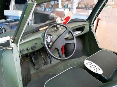 Grün Gebraucht 1983 Trabant 601 Cabrio | 10.300 €