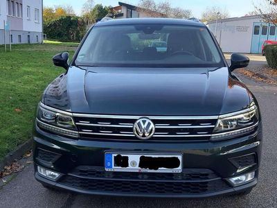 Grün Gebraucht 2017 VW Tiguan Sound SUV | 23.000 € (Etwas zu teuer)