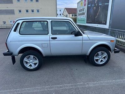 Lada niva