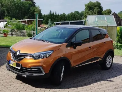 Gebraucht Renault Captur LIMITED 131 PS (96 kW) 2019 Orange SUV