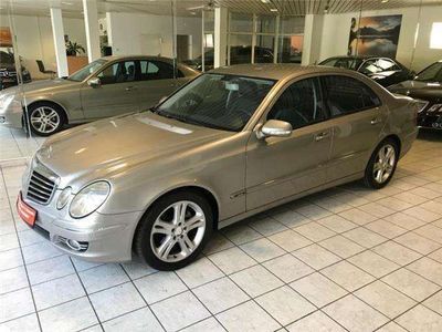 Gebraucht Mercedes E280 Avantgarde 190 PS (139 kW) 2008 Beige Limousine