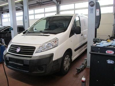 Gebraucht Fiat Scudo 128 PS (94 kW) 2015 Weiß Van