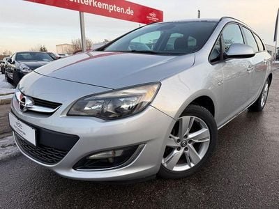 Silber Gebraucht 2013 Opel Astra Edition Kombi | 2.900 € (Fairer Preis)