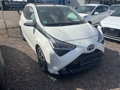 Gebraucht Toyota Aygo 72 PS (52 kW) 2018 Weiß Kleinwagen
