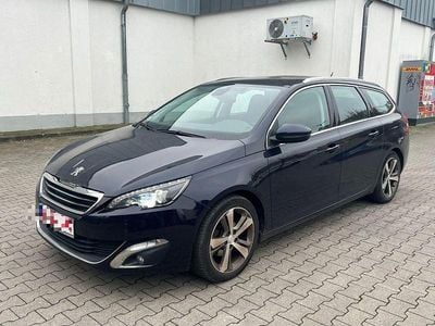 Gebraucht Peugeot 308 Allure 120 PS (88 kW) 2016 Blau Kombi