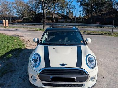 Usata Mini ONE 102 CV (75 kW) 2016 Bianco Utilitaria
