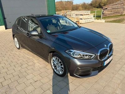 Gebraucht BMW 120 Advantage 190 PS (139 kW) 2021 Grau Kleinwagen