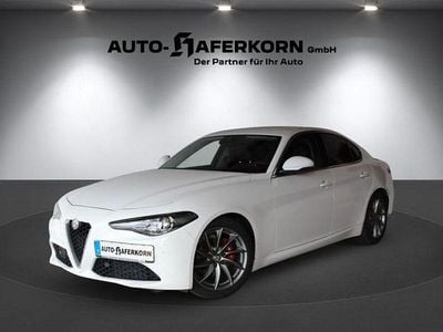 Gebraucht Alfa Romeo Giulia Super 179 PS (131 kW) 2016 Weiß Limousine