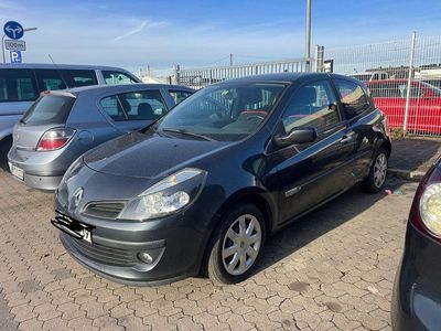 Renault Clio II