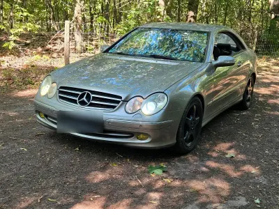 Gebraucht Mercedes CLK200 163 PS (119 kW) 2006 Silber Coupé