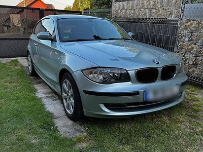 Second-hand BMW 116 122 CP (89 kW) 2007 Verde Hatchback