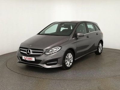 Gebraucht Mercedes B180 Style 122 PS (89 kW) 2017 Grau Van / Kleinbus