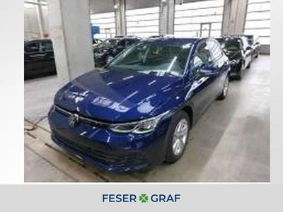 Gebraucht VW Golf VIII Life 116 PS (85 kW) 2024 Blau Limousine