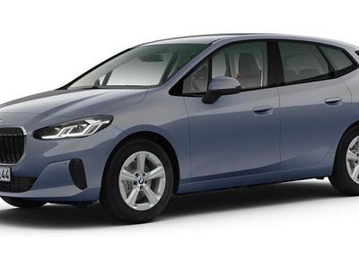 Grau Gebraucht 2025 BMW 220 Active Tourer Luxury Line Van / Kleinbus | 31.864 € (Guter Preis)