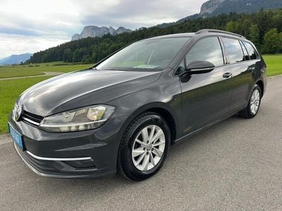 Grau Gebraucht 2020 VW Golf VII Comfortline Kombi | 8.900 € (Guter Preis)
