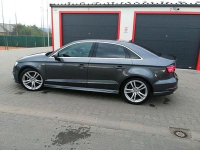 Grau Gebraucht 2020 Audi A3 Advanced Limousine | 16.460 € (Fairer Preis)