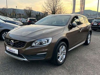 gebraucht Volvo V60 CC V60 Cross Country 2.0 D3 Leder Blis Navi Ahk Top