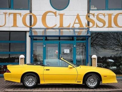Second-hand Chevrolet Camaro 175 CP (128 kW) 1988 Galben Cabrio