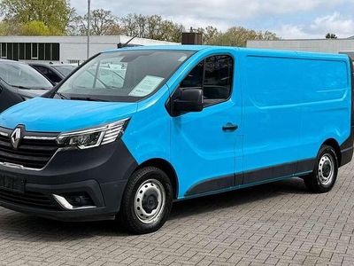 Usata Renault Trafic Komfort 150 CV (110 kW) 2022 Blu Monovolume