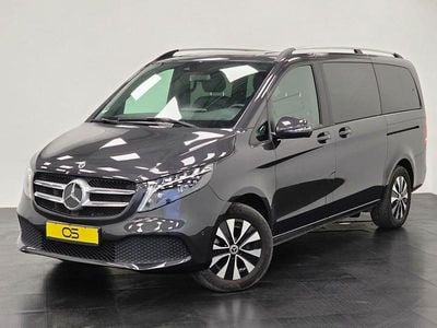 Grau Gebraucht 2024 Mercedes V250 Van / Kleinbus | 61.950 € (Guter Preis)