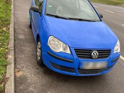 Gebraucht VW Polo Comfortline 64 PS (47 kW) 2006 Blau Kleinwagen