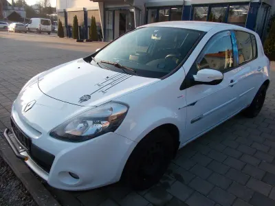 Gebraucht Renault Clio 75 PS (55 kW) 2012 Weiß Kleinwagen