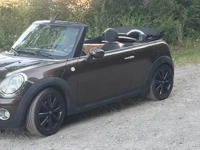 Gebraucht Mini Cooper Cabriolet Sport 120 PS (88 kW) 2009 Braun Cabrio