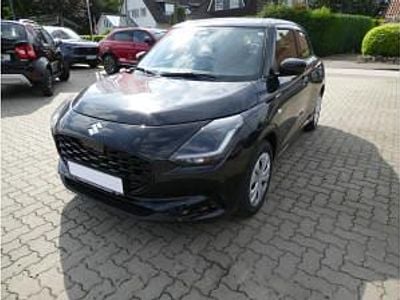 Neu Suzuki Swift Club 82 PS (60 kW) 2026 Schwarz (schwarz) Kleinwagen