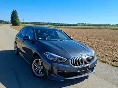 Gebraucht BMW 118 M Sport 136 PS (100 kW) 2020 Grau Limousine