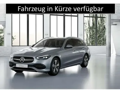 Gebraucht Mercedes C200 Avantgarde 163 PS (119 kW) 2023 Hightechsilber metallic Kombi