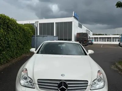 Używany Mercedes CLS350 272 KM (200 kW) 2008 Biały Sedan/Limuzyna
