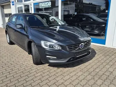 Gebraucht Volvo V60 Business Edition 2014 Grau Kombi