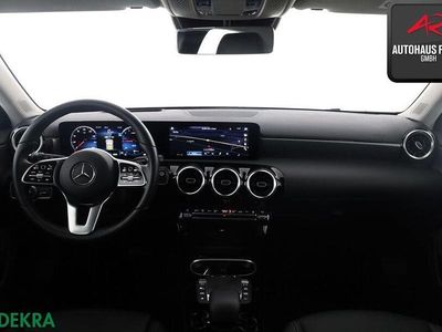 Gebraucht Mercedes A250 Progressive 218 PS (160 kW) 2022 Schwarz Limousine