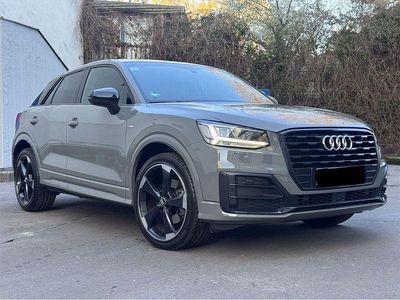 Gebraucht Audi Q2 S-Line 190 PS (139 kW) 2019 Grau SUV