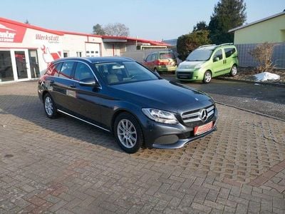 Gebraucht Mercedes C180 156 PS (114 kW) 2015 Grau Kombi