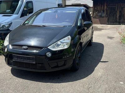 Gebraucht Ford S-MAX Titanium 140 PS (102 kW) 2008 Schwarz Van / Kleinbus