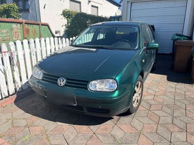 VW Golf IV