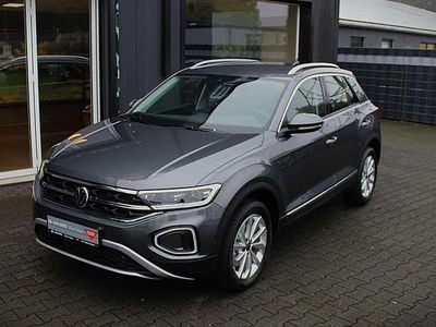 Neu VW T-Roc Style 150 PS (110 kW) 2025 Indiumgrau metallic SUV