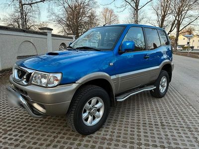 Begagnad Nissan Terrano 125 HK (91 kW) 2001 Blå SUV