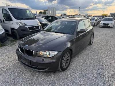 Gebraucht BMW 118 Lifestyle 143 PS (105 kW) 2009 Braun Kleinwagen