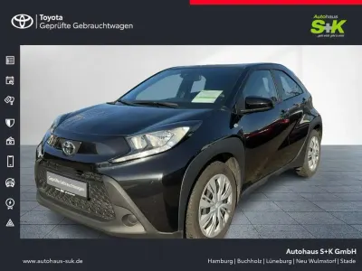 Gebraucht Toyota Aygo X Business Edition 72 PS (52 kW) 2024 Schwarz SUV