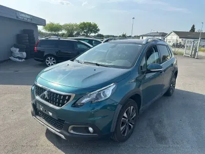 Gebraucht Peugeot 2008 Allure 82 PS (60 kW) 2018 Grün SUV