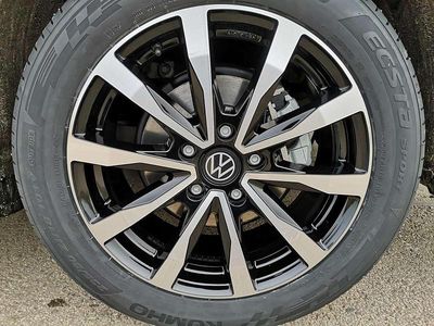 Neu VW Multivan Edition 245 PS (180 kW) 2025 Indiumgrau metallic indiumgrau metallic Van