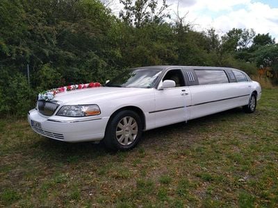 Weiß Gebraucht 2003 Lincoln Town Car Limousine | 12.500 €