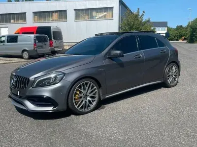 Używany Mercedes A45 AMG AMG 381 KM (280 kW) 2017 Szary Sedan/Limuzyna