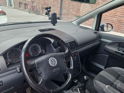 VW Sharan