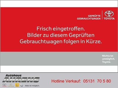 Gebraucht Toyota Yaris Hybrid Club 116 PS (85 kW) 2021 Schwarz metallic Kleinwagen