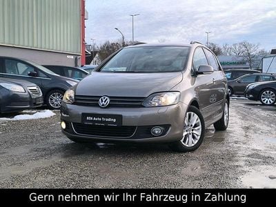 Usado VW Golf VII Life 105 HP (77 kW) 2013 Castanho Carrinha