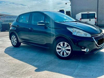 gebraucht Peugeot 208 1.2 Benzin tüv 5/2025